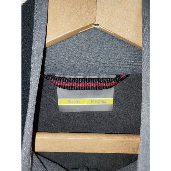 Cabela’s Woman’s Fleece Snowflake Jacket Coat Gray Small - Picture 4 of 8